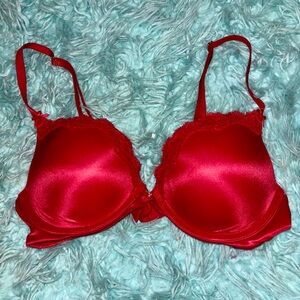 Victoria’s Secret Elegant Red Lace Trim Shine Bra